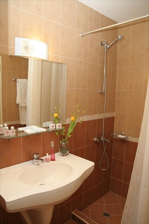 Hotel Real Plovdiv Phòng bức ảnh