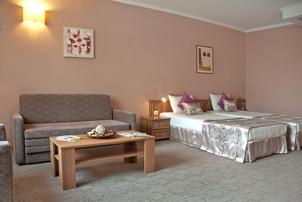 Hotel Real Plovdiv Phòng bức ảnh