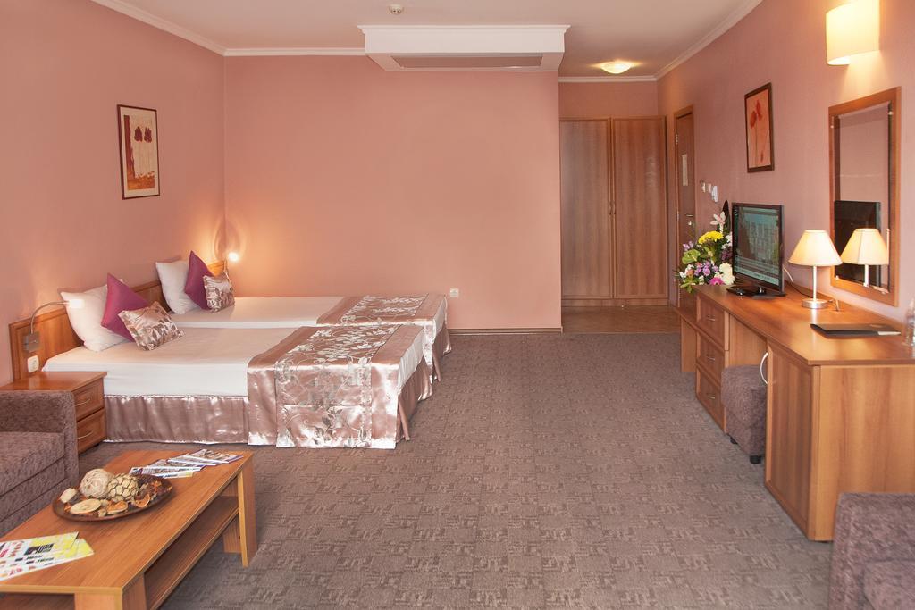 Hotel Real Plovdiv Phòng bức ảnh